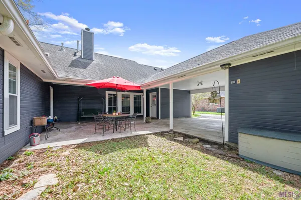 $335,000 | 7875 Parham Avenue, Denham Springs, LA 70706
