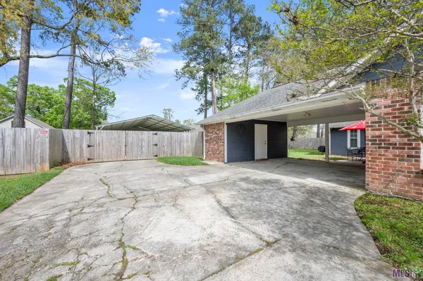 $335,000 | 7875 Parham Avenue, Denham Springs, LA 70706