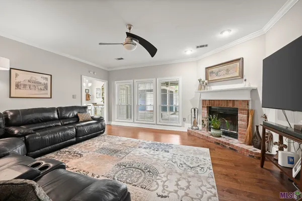 $335,000 | 7875 Parham Avenue, Denham Springs, LA 70706