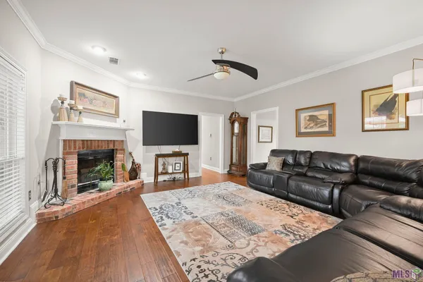 $335,000 | 7875 Parham Avenue, Denham Springs, LA 70706