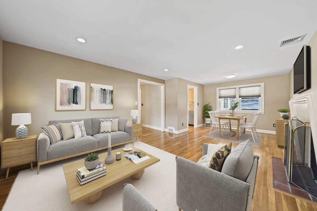 55 Evelyn Road, Unit 55 Needham, MA 02494 - Photo 11 of 33