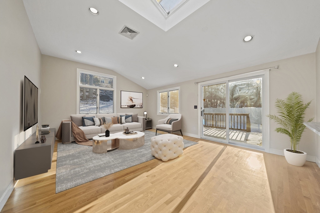 55 Evelyn Road, Unit 55 Needham, MA 02494 - Photo 7 of 33