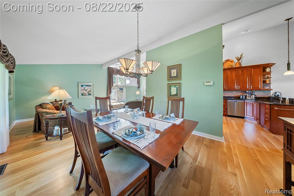 29130 East River Road Grosse Ile, MI 48138 - Photo 23 of 58 Gallery Image 23