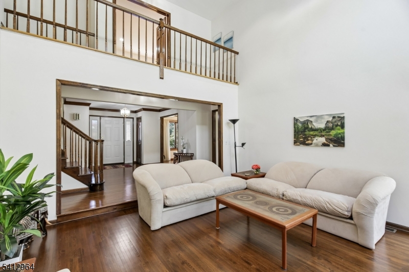 34 Knollcroft Road Bernards, NJ 07920 - Photo 8 of 34 a living room with furniture and a potted plant