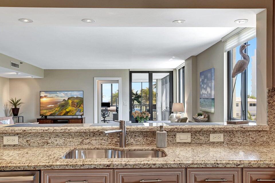 3400 South Ocean Boulevard, Unit 4A Highland Beach, FL 33487 - Photo 41 of 47 Kitchen