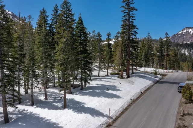 $565,000 | 300 Le Verne Street, Unit 38, Mammoth Lakes, CA 93546