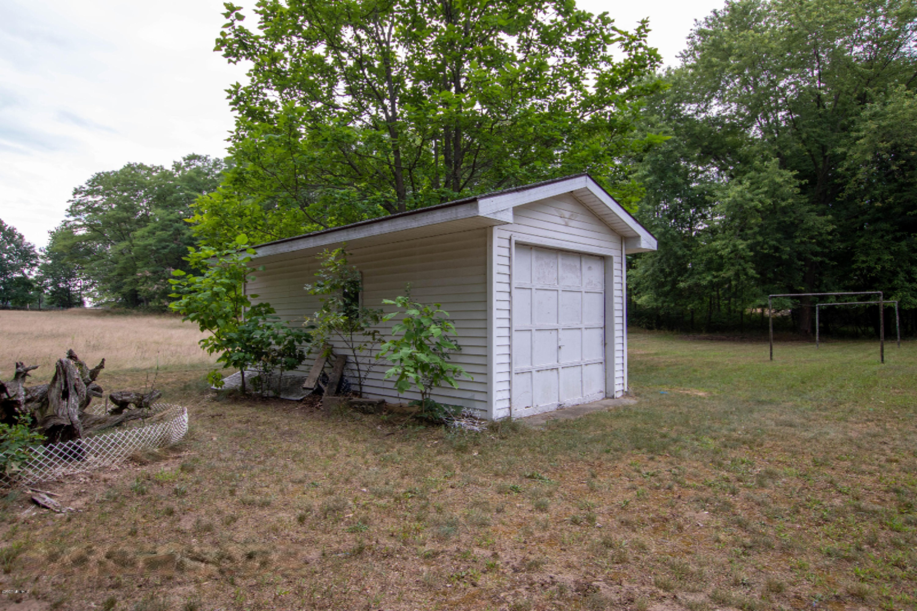 1035 East Kent Road Greenville, MI 48838 - Photo 16 of 24 1035 E. Kent Rd Greenville, August 23, 2