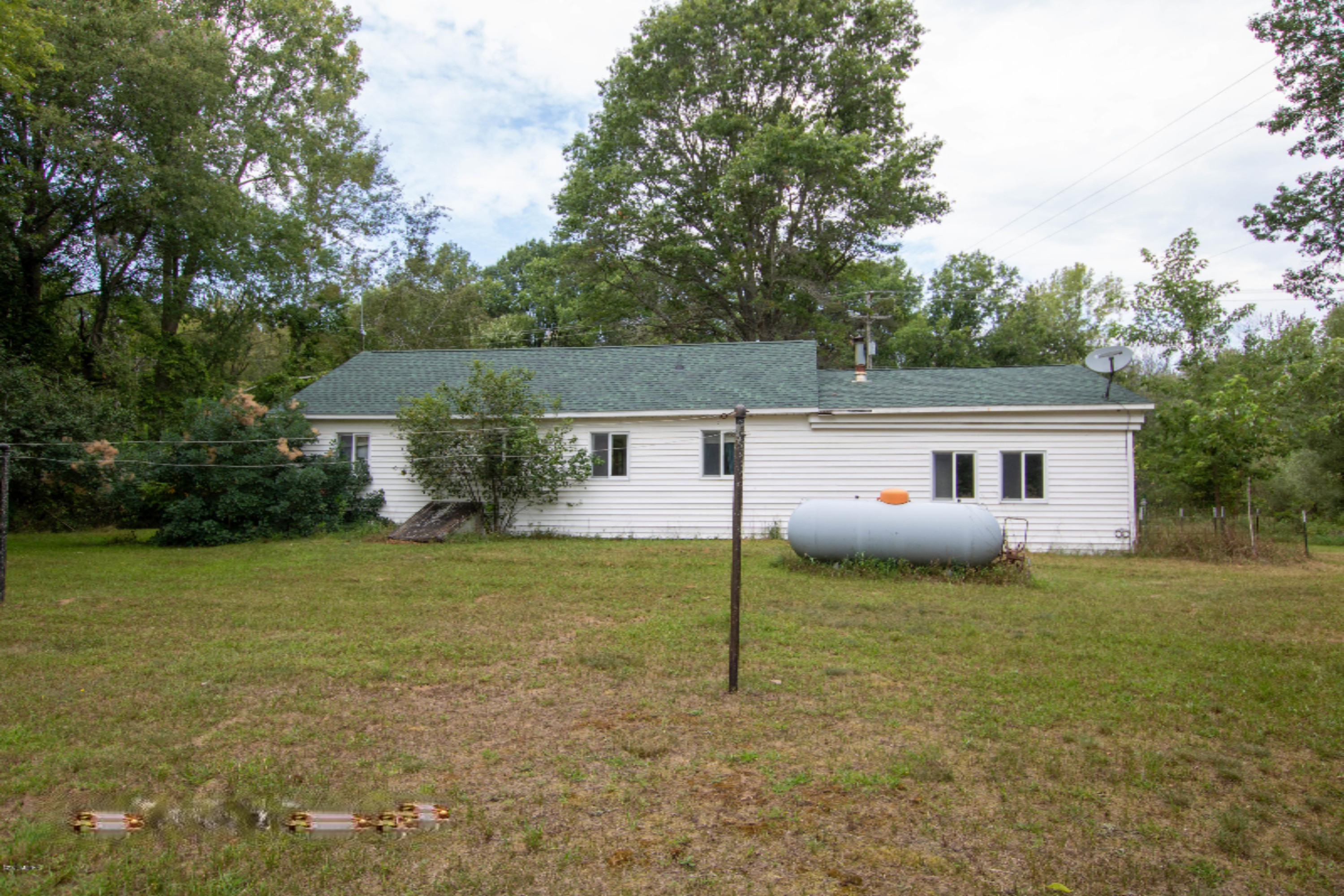 1035 East Kent Road Greenville, MI 48838 - Photo 18 of 24 1035 E. Kent Rd Greenville, August 23, 2