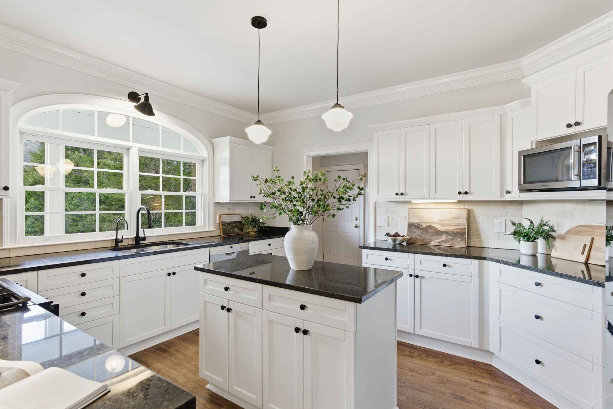 8756 Poplar Creek Road Nashville, TN 37221 - Photo 13 of 55