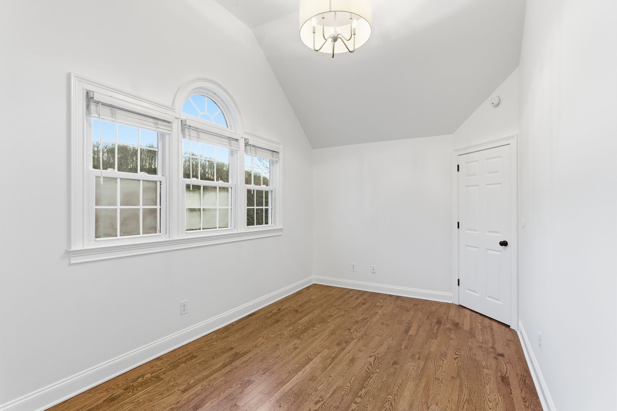 8756 Poplar Creek Road Nashville, TN 37221 - Photo 29 of 55