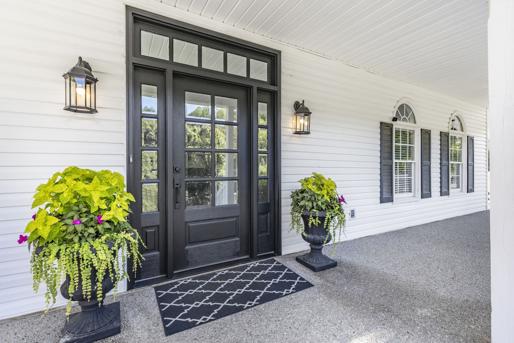 8756 Poplar Creek Road Nashville, TN 37221 - Photo 7 of 55