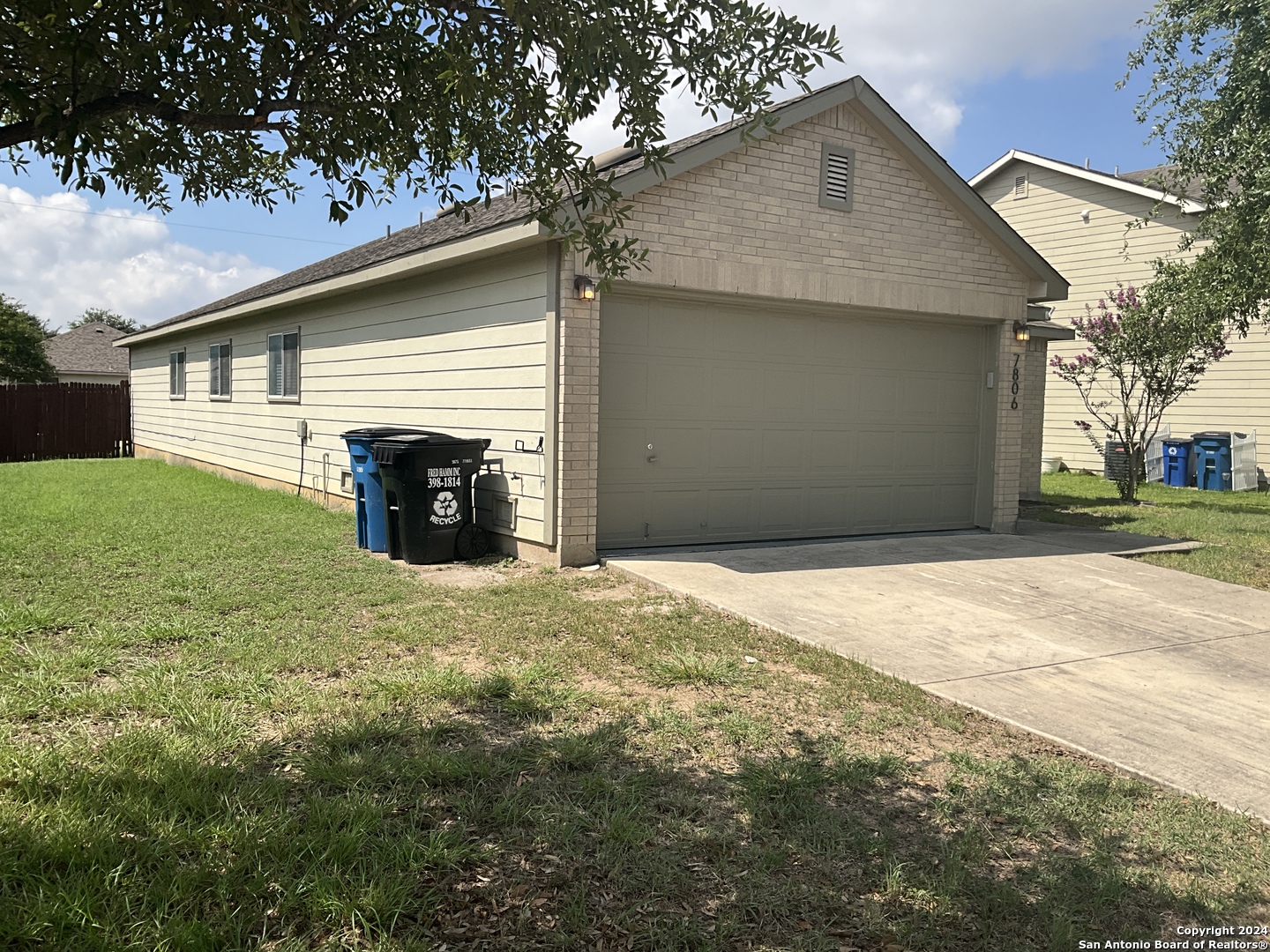7806 Ruidoso Chase Selma, TX 78154 - Photo 3 of 33