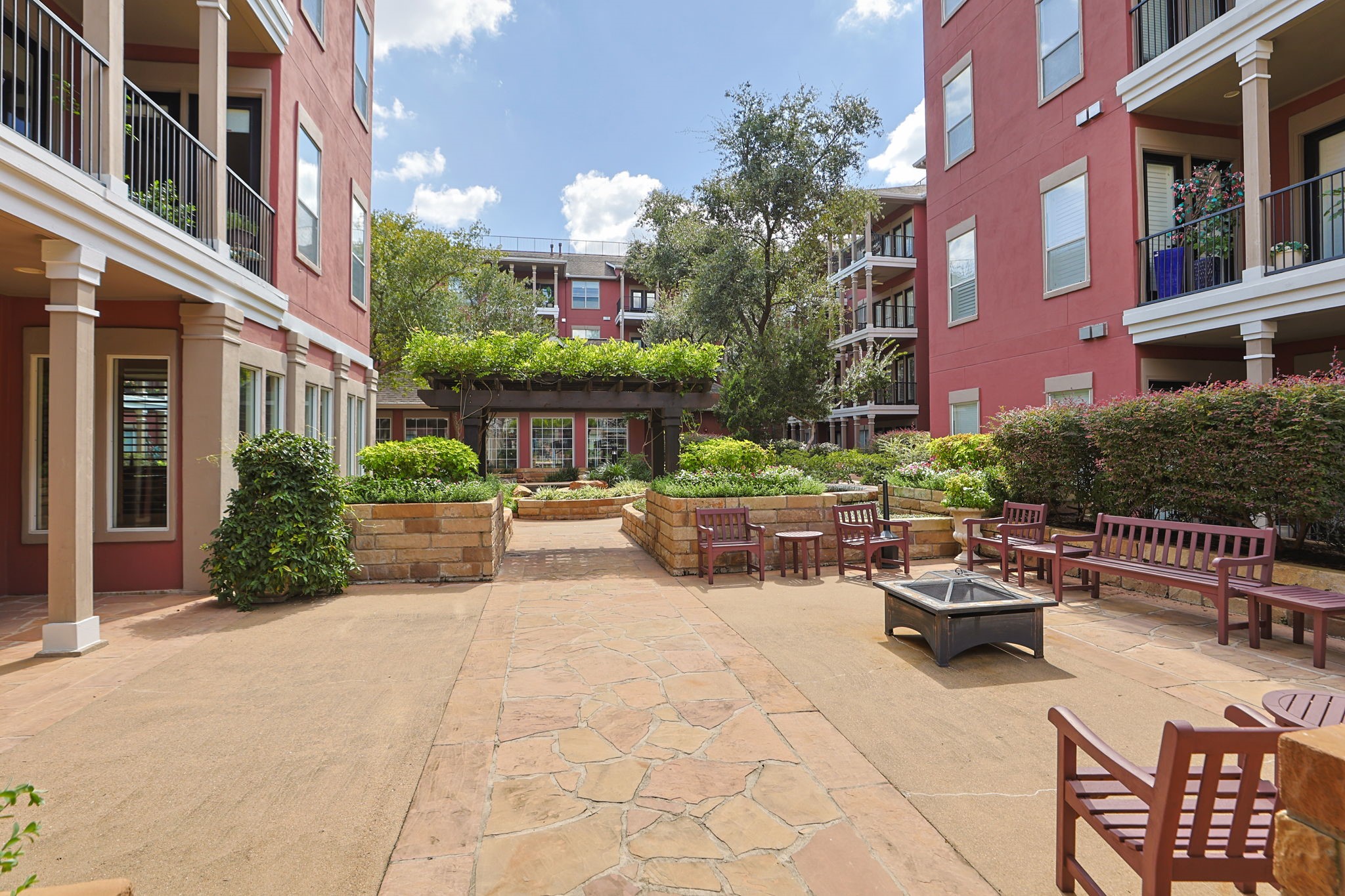 2400 South McCue Road, Unit 104 Houston, TX 77056 - Photo 27 of 38 View of court yard form Fitness Center