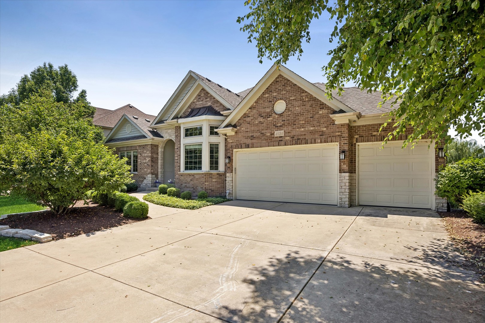 4124 Champion Road Naperville, IL 60564 - Photo 35 of 38