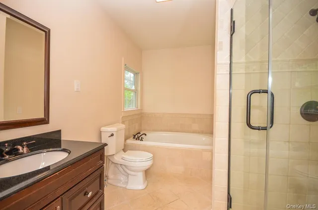 $4,695 | 404 Columbus Avenue, Unit LEFT SIDE, West Harrison, NY 10604