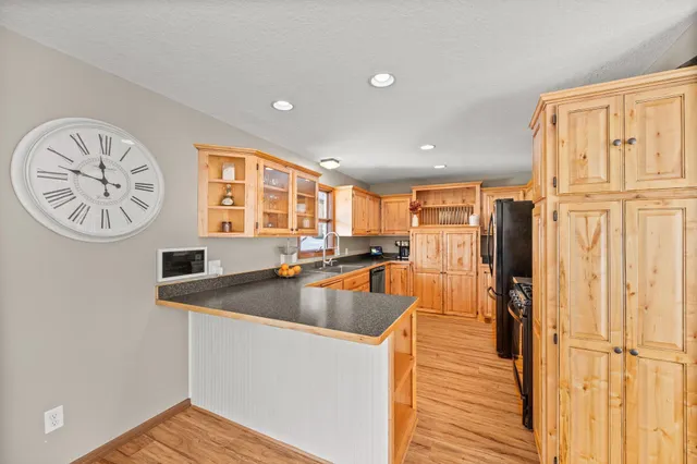 $338,500 | 217 Carter Street Northeast, Watertown, MN 55388