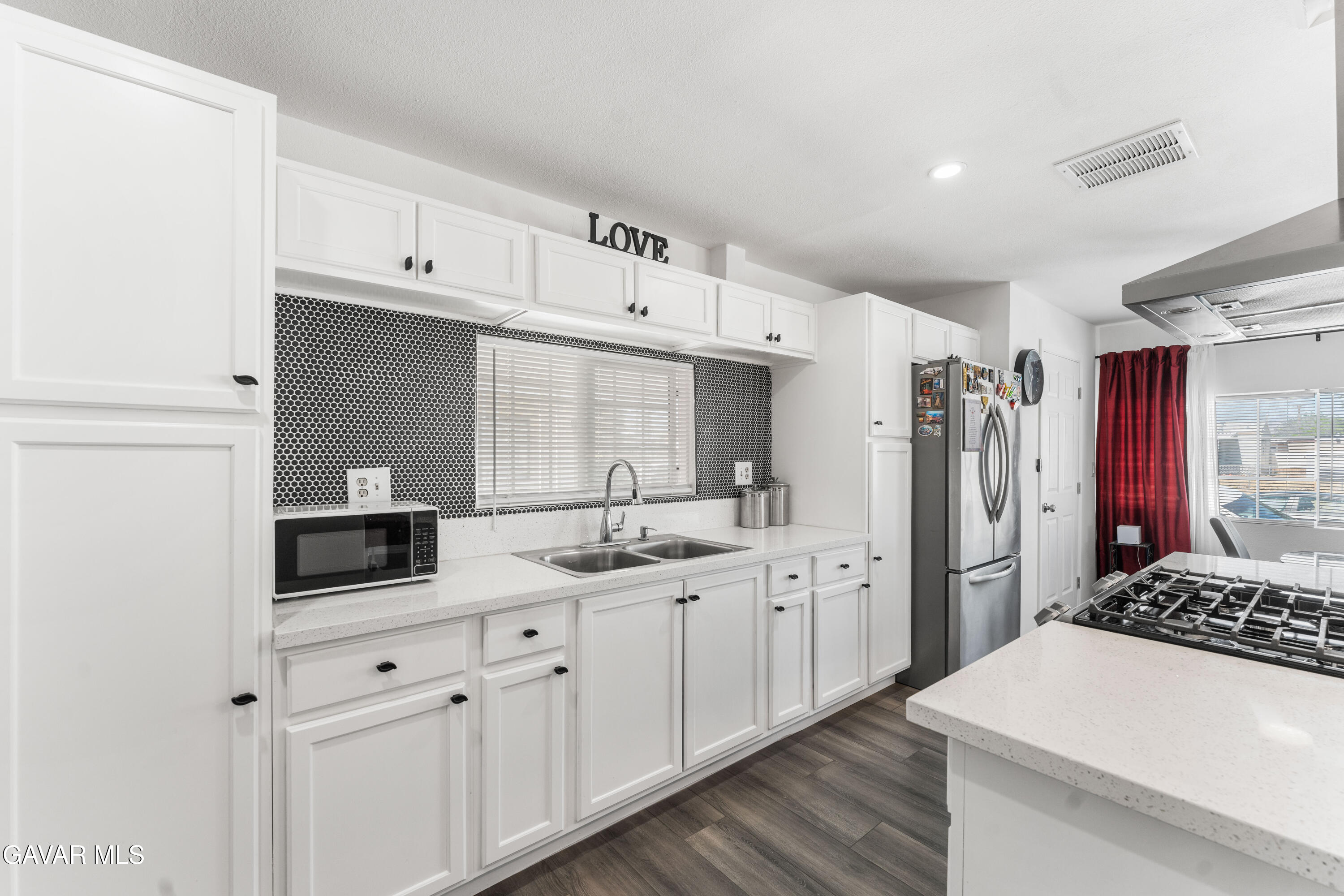 801 West Ward Avenue Ridgecrest, CA 93555 - Photo 13 of 43 Ward-17