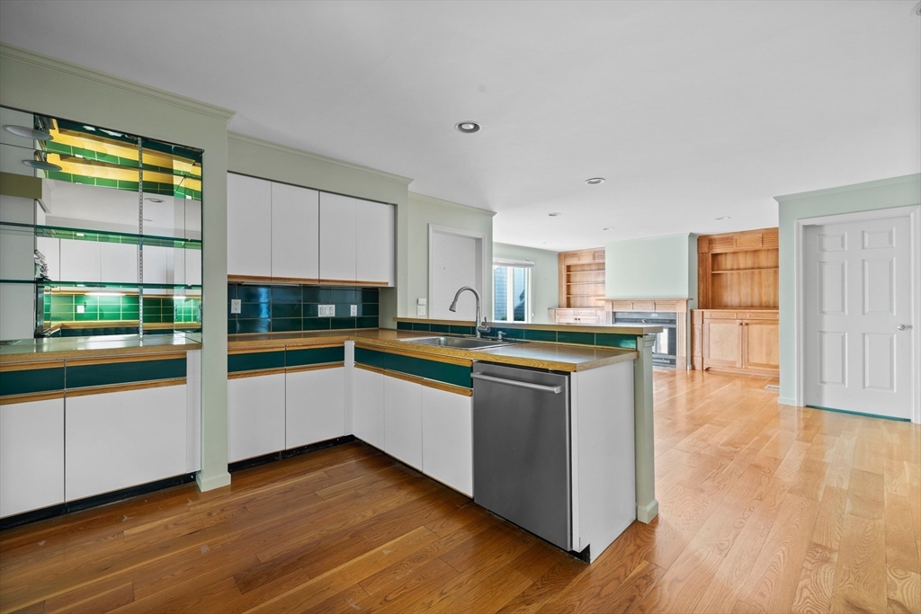 413 Dedham Street, Unit C Newton, MA 02459 - Photo 5 of 24