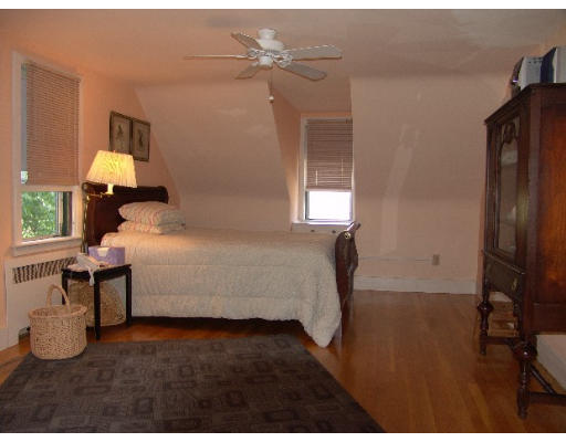 9 Aberdeen Road Hingham, MA 02043 - Photo 8 of 11 Gallery Image 8