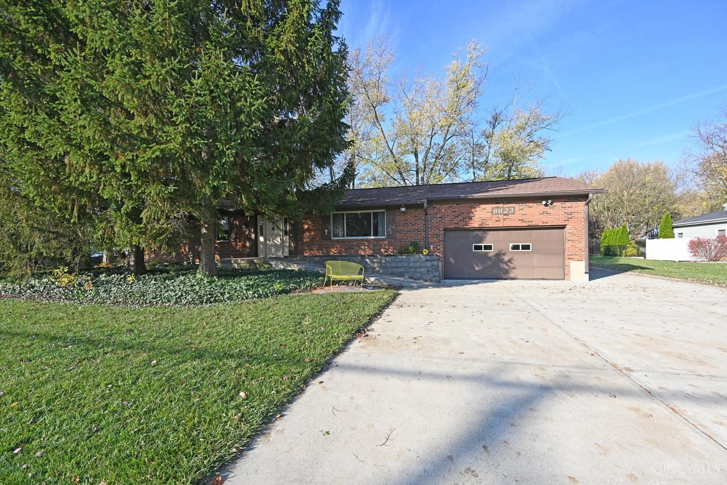 8623 Butler Warren Road West Chester, OH 45069 - Photo 1 of 38 Gallery Image 1