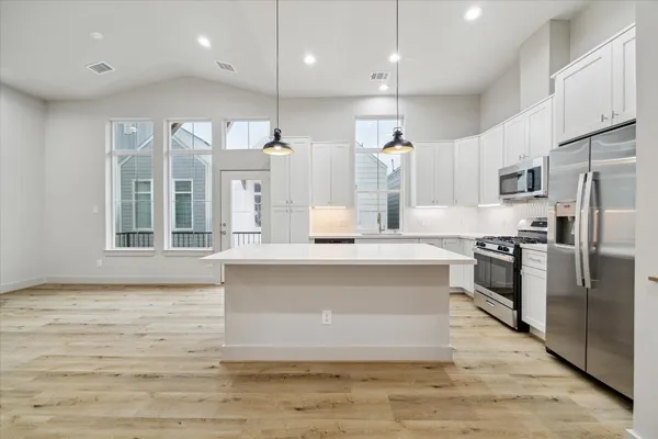 $339,990 | 5221 Hillman Street, Unit B, Houston, TX 77023