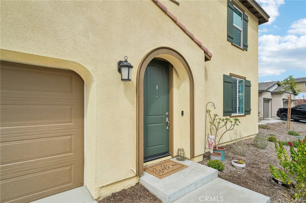 25695 Hallmark Circle Homeland, CA 92548 - Photo 2 of 38