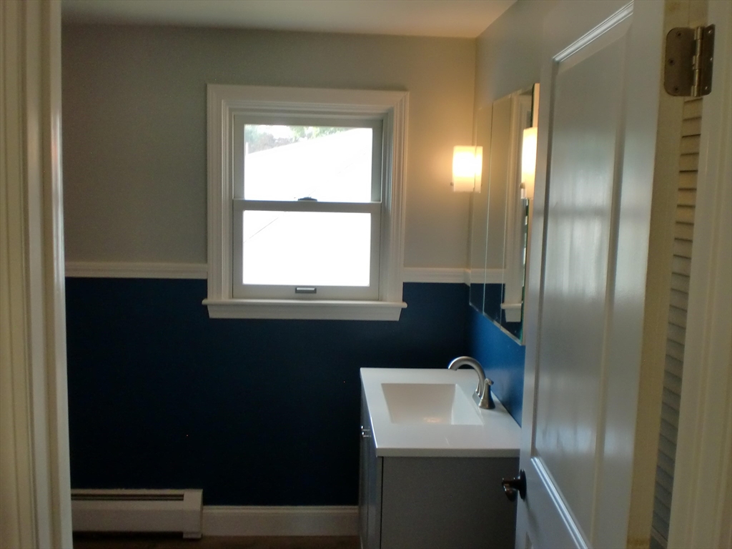86 Rice Street Pawtucket, RI 02861 - Photo 15 of 24 Gallery Image 15
