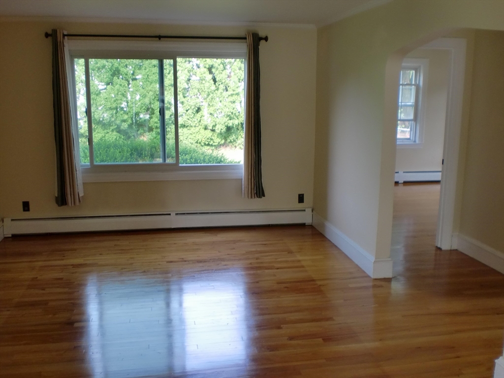 86 Rice Street Pawtucket, RI 02861 - Photo 16 of 24 Gallery Image 16