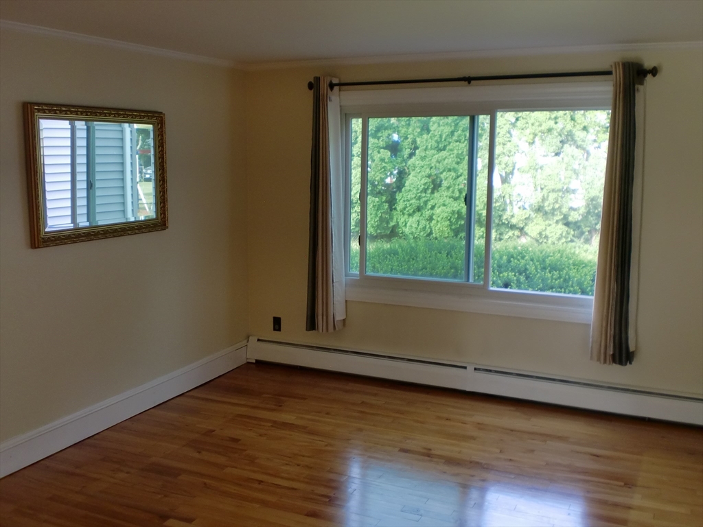 86 Rice Street Pawtucket, RI 02861 - Photo 18 of 24 Gallery Image 18