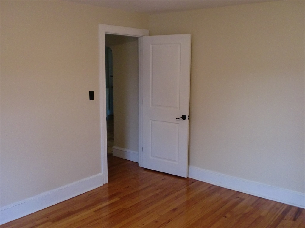 86 Rice Street Pawtucket, RI 02861 - Photo 20 of 24 Gallery Image 20