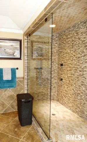 $489,000 | 1292 County Road 700 East, Carmi, IL 62821