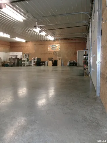 $489,000 | 1292 County Road 700 East, Carmi, IL 62821