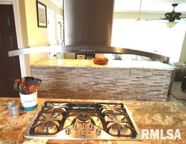 $489,000 | 1292 County Road 700 East, Carmi, IL 62821