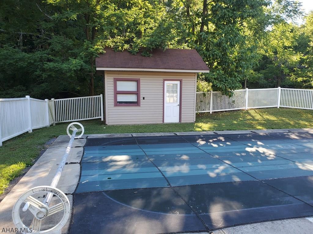 148 Sickles Corner Back Road Altoona, PA 16601 - Photo 2 of 11 Gallery Image 2