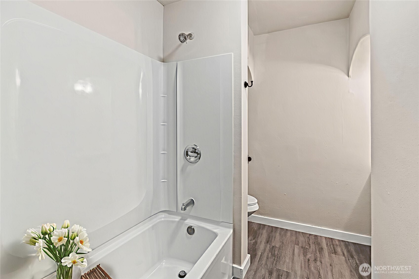 802 Northwest 5th Circle Camas, WA 98607 - Photo 14 of 26 a bathroom with a tub and shower