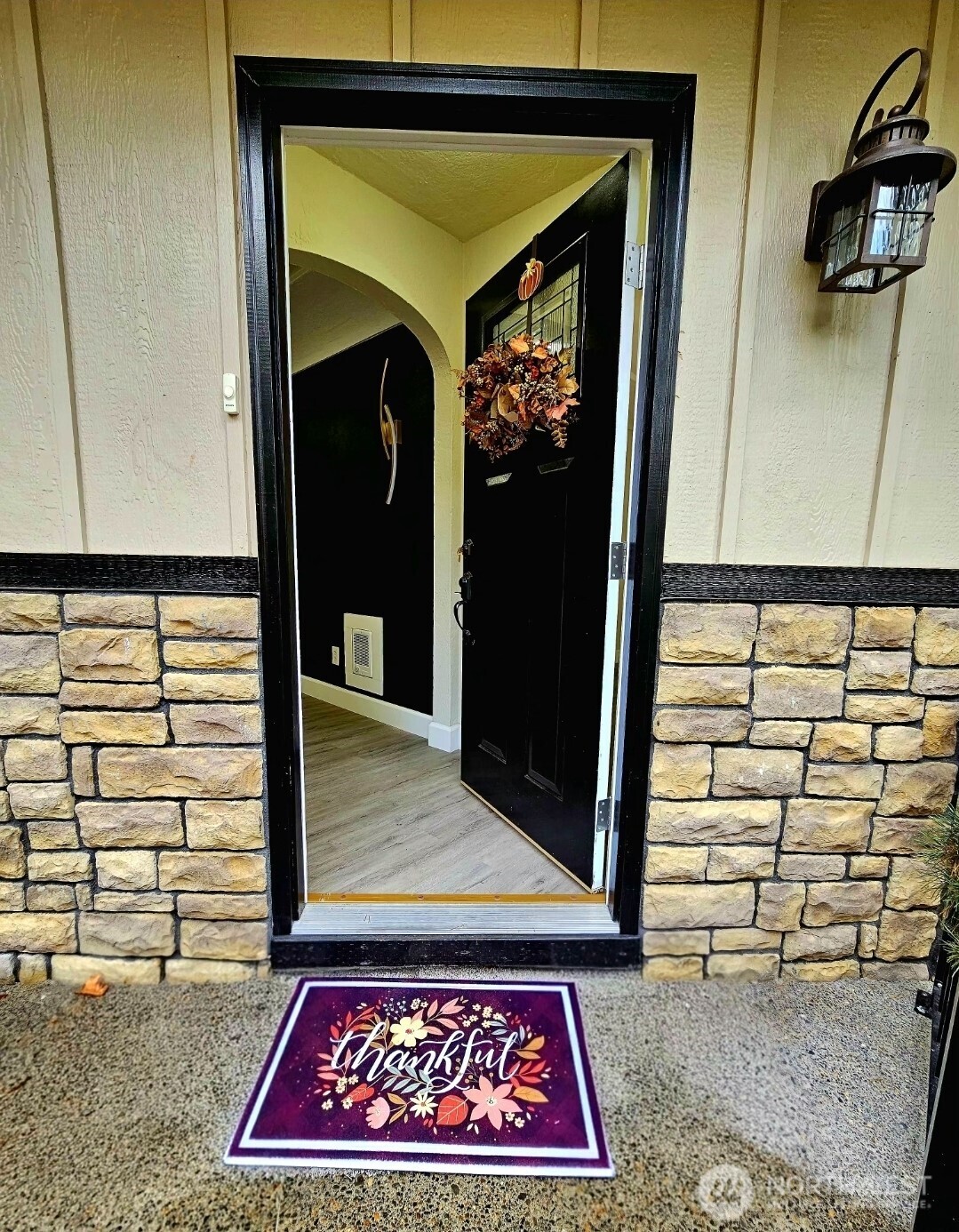 802 Northwest 5th Circle Camas, WA 98607 - Photo 2 of 26 a view of front door of house