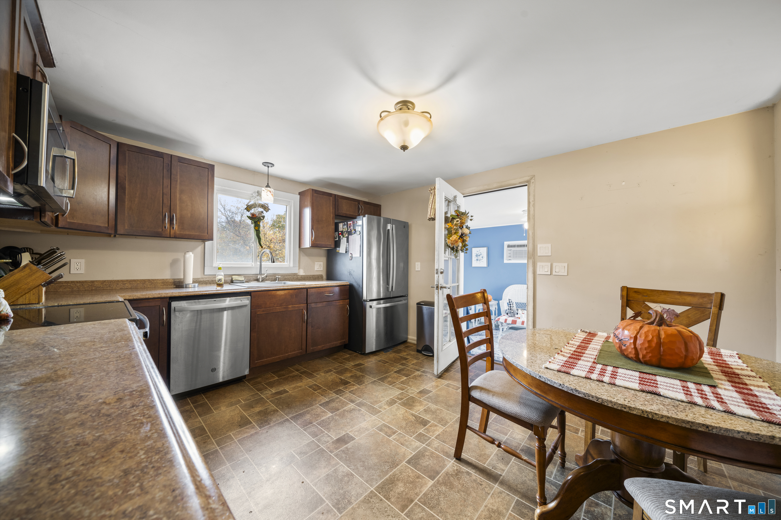 12 Scott Road Prospect, CT 06712 - Photo 9 of 36