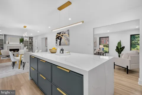 $2,499,900 | 4178 39th Street North, Arlington, VA 22207
