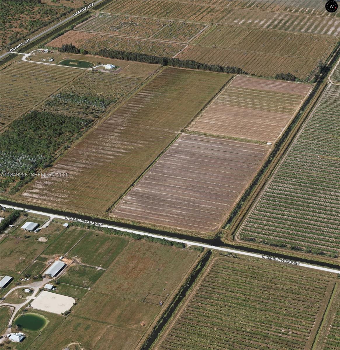 595 North Header Canal Road Fort Pierce, FL 34945 - Photo 10 of 36 a view of outdoor space