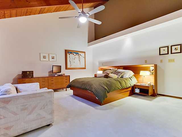 16358 Woodson View Road Poway, CA 92064 - Photo 7 of 25