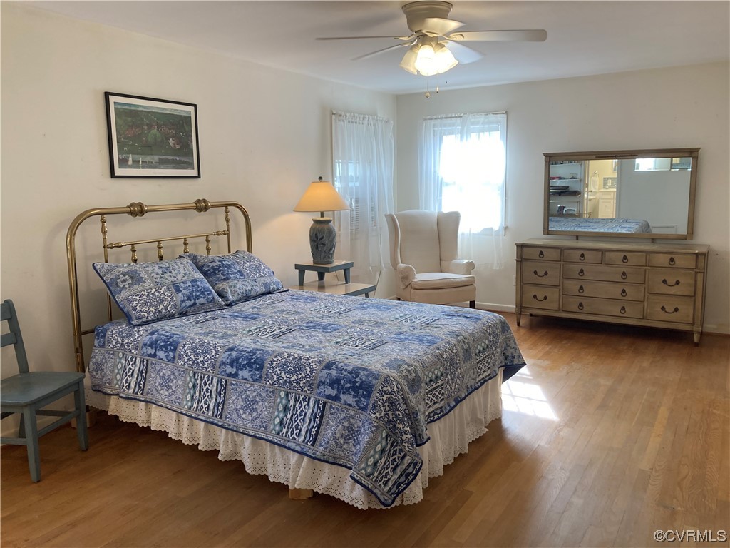 3401 Ellsworth Road Richmond, VA 23235 - Photo 10 of 39 a bedroom with a bed and a dresser