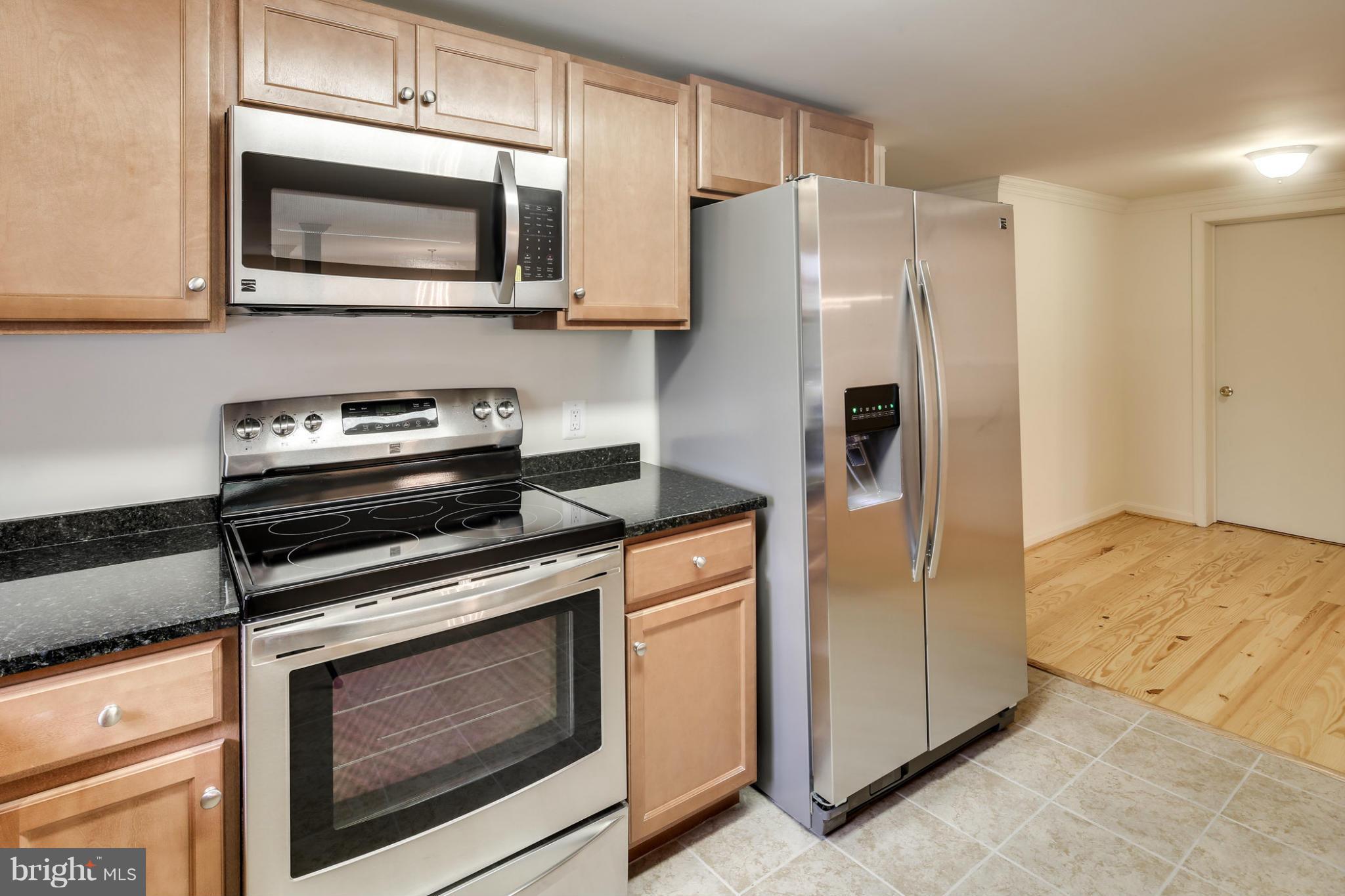 24623 Ridge Road Damascus, MD 20872 - Photo 11 of 18 Kitchen-3