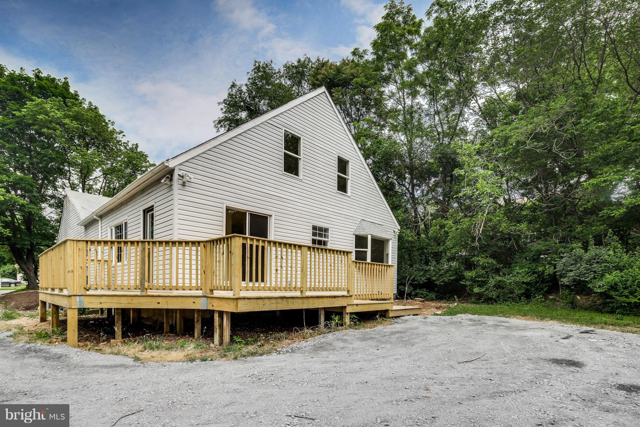 24623 Ridge Road Damascus, MD 20872 - Photo 16 of 18 Exterior (Rear)