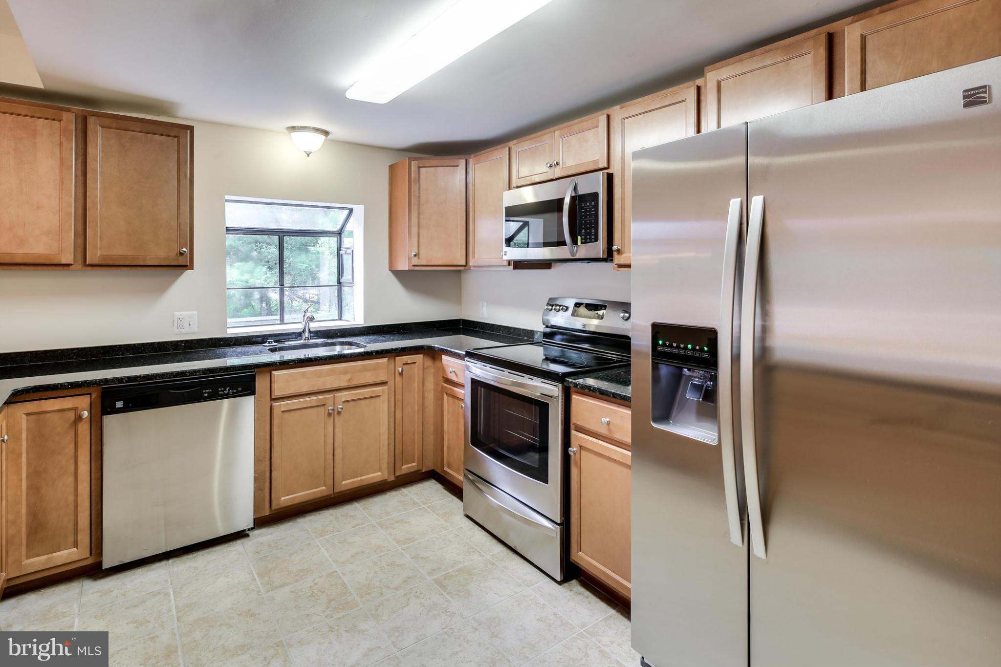 24623 Ridge Road Damascus, MD 20872 - Photo 9 of 18 Kitchen-1