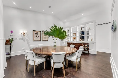 $10,950,000 | 4901 Hammock Park Drive, Coral Gables, FL 33156
