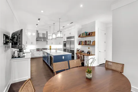 $10,950,000 | 4901 Hammock Park Drive, Coral Gables, FL 33156