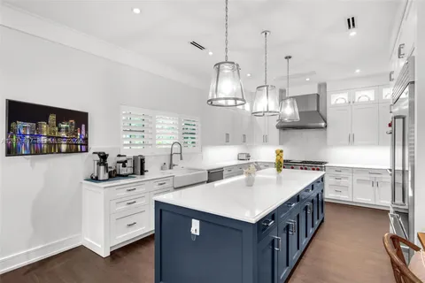 $10,950,000 | 4901 Hammock Park Drive, Coral Gables, FL 33156