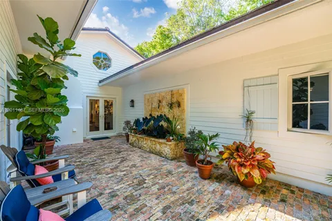 $10,950,000 | 4901 Hammock Park Drive, Coral Gables, FL 33156