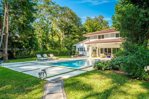 $10,950,000 | 4901 Hammock Park Drive, Coral Gables, FL 33156