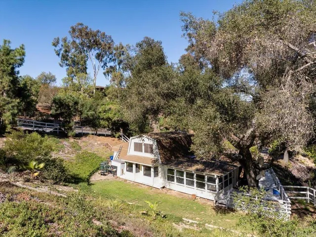 $829,000 | 1482 Wilt Road, Fallbrook, CA 92028